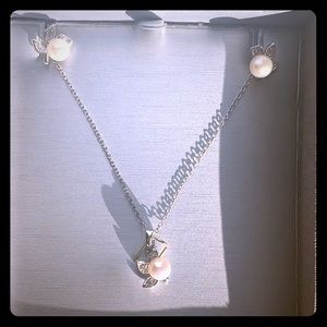 New Sterling  silver and cultured pearl 2 piece set